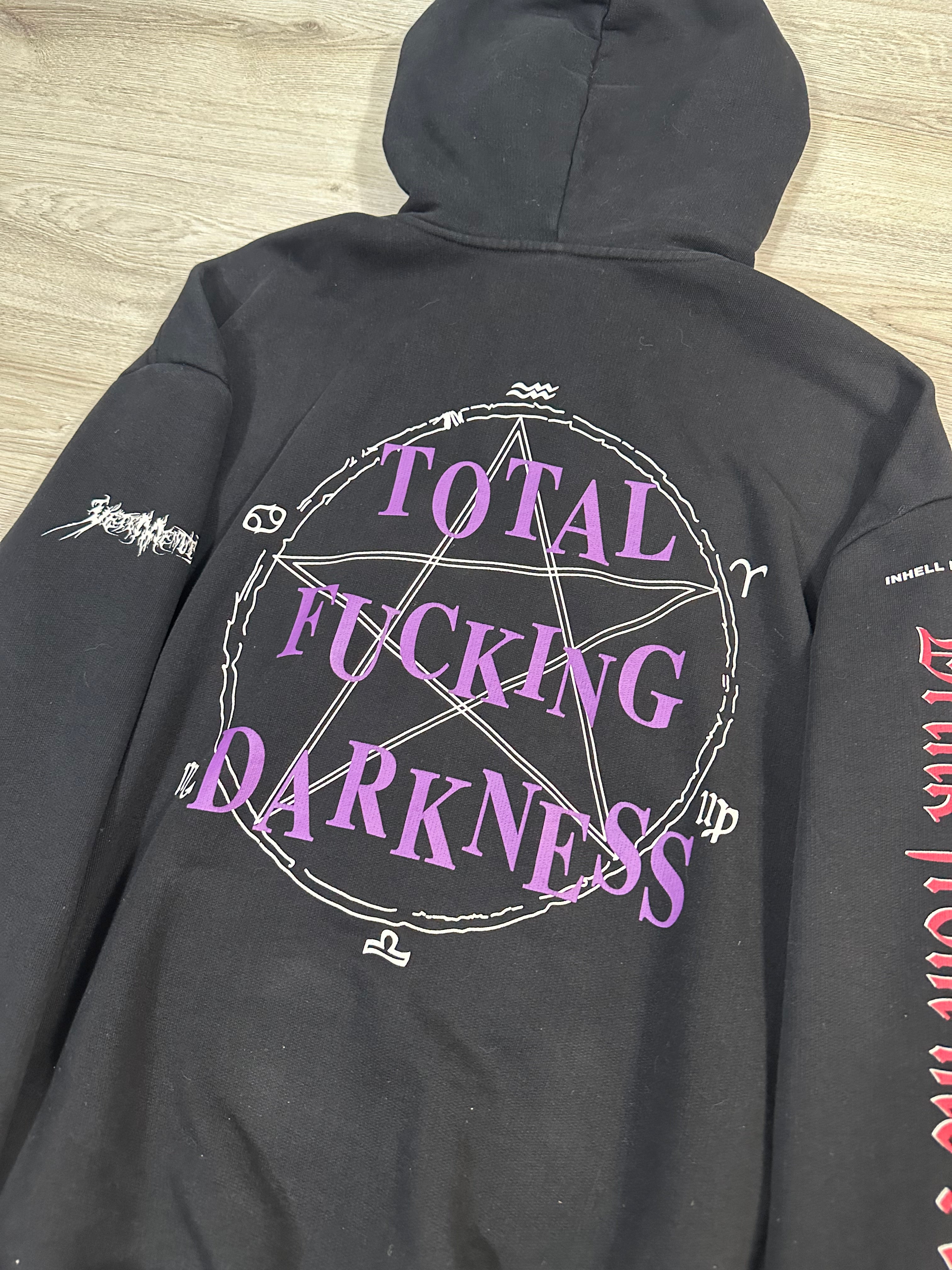 AW17 Vetements TFD Hoodie