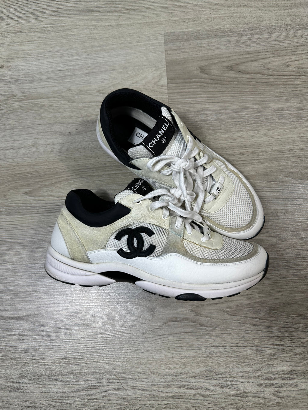 Chanel CC Runner