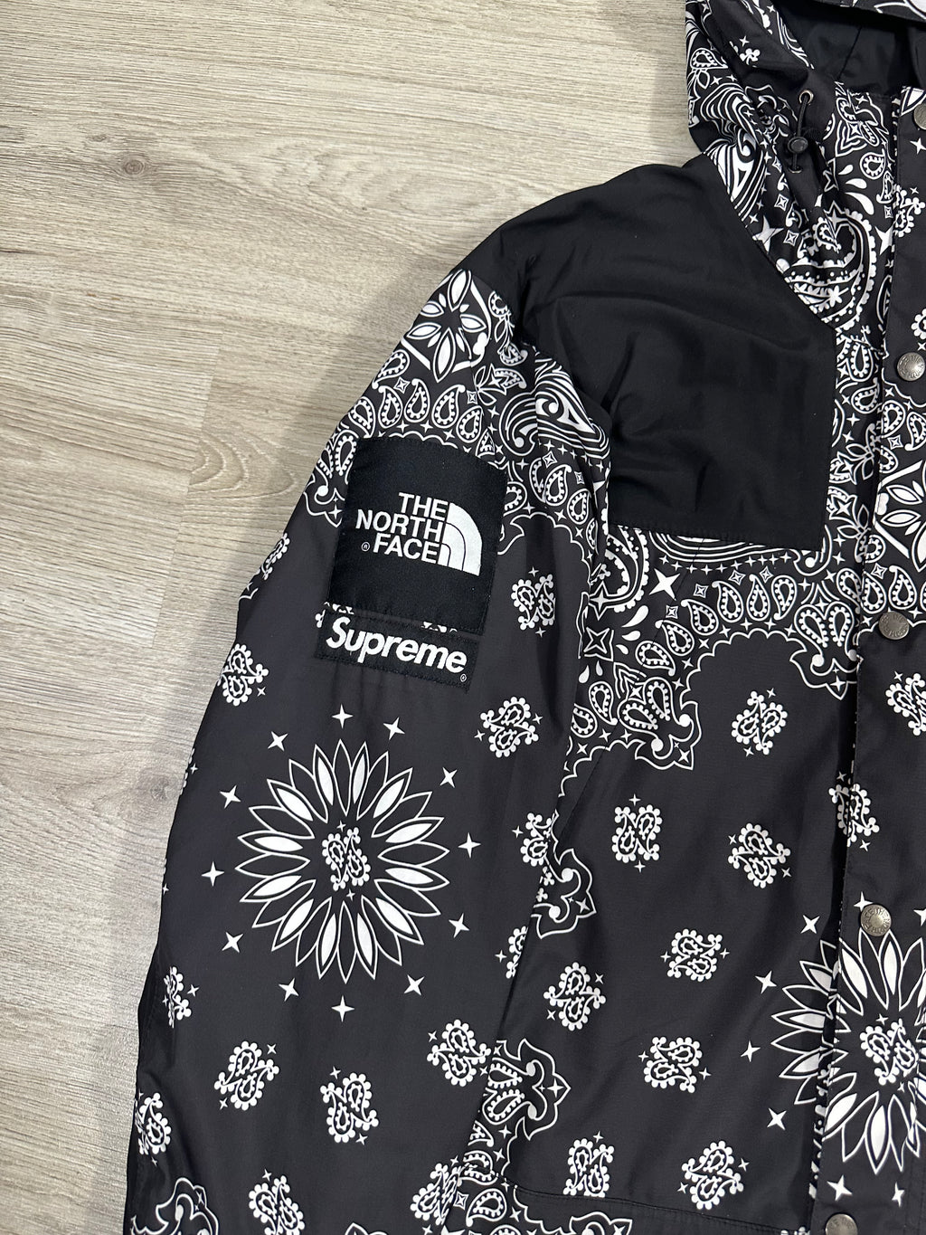 AW14 Supreme x TNF Paisley Jacket