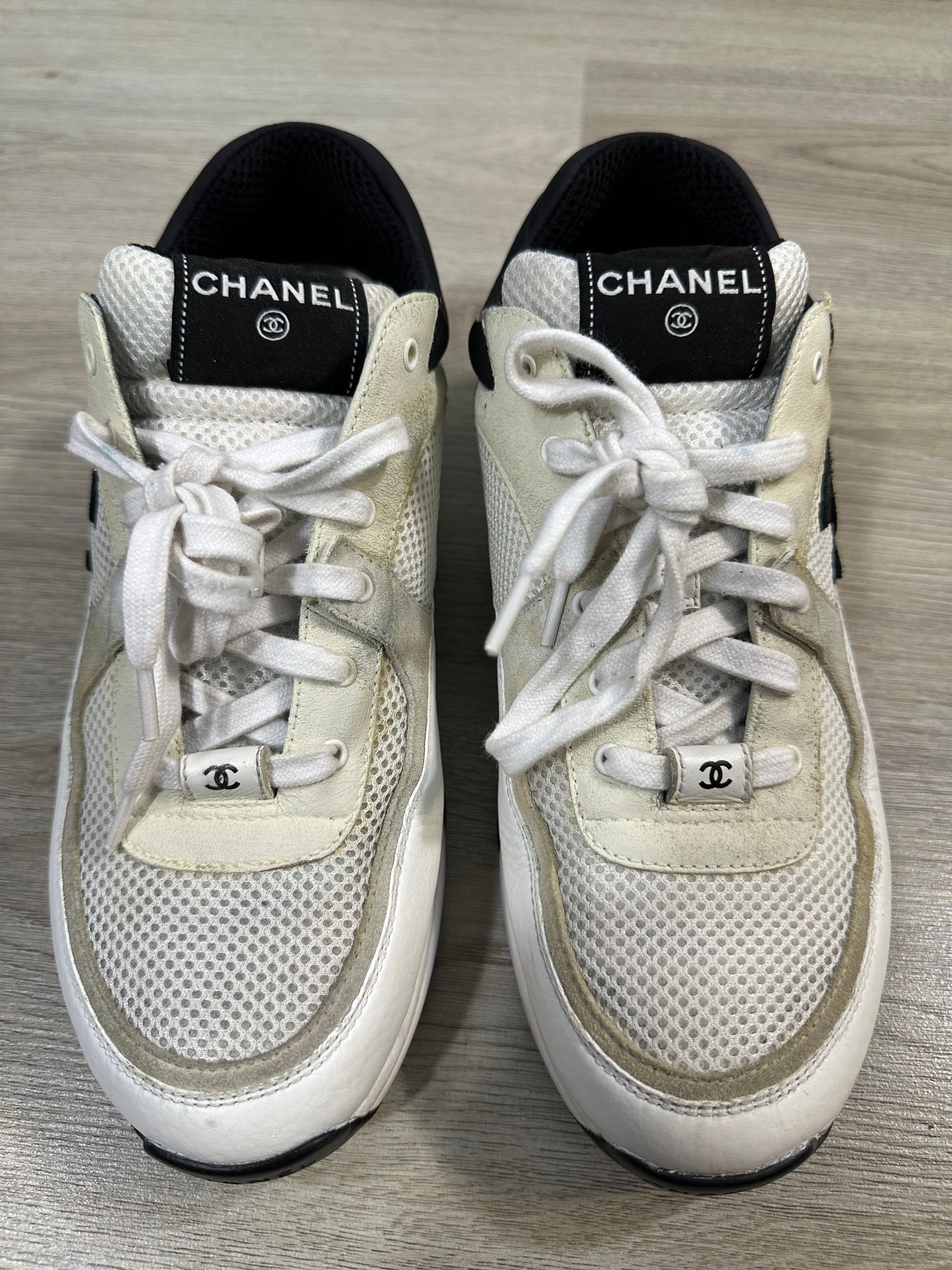 Chanel CC Runner