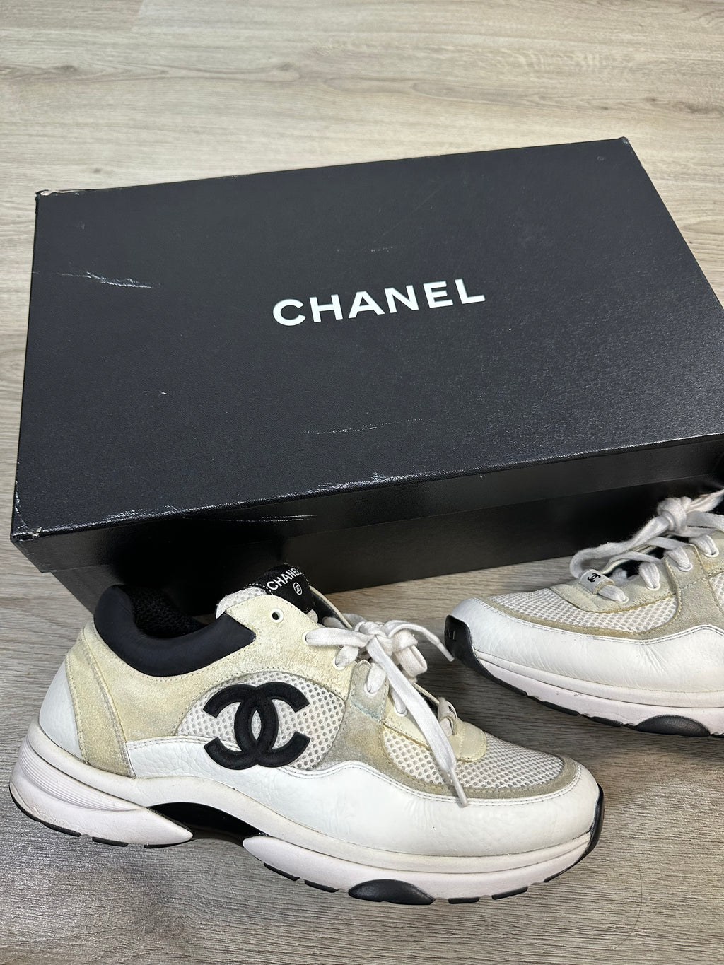 Chanel CC Runner
