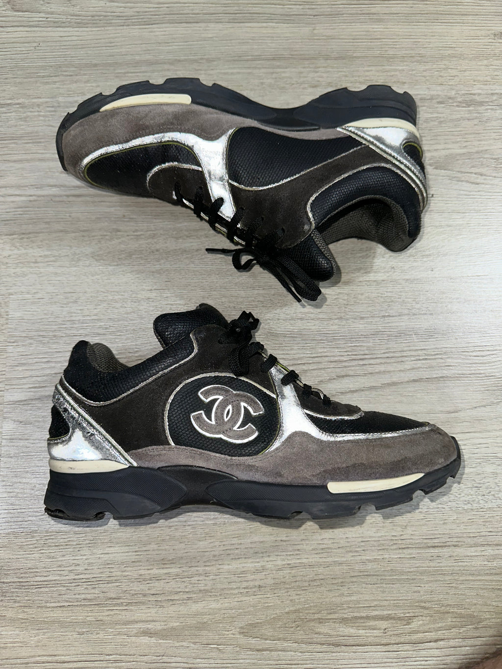 AW15 Chanel 3M Runner