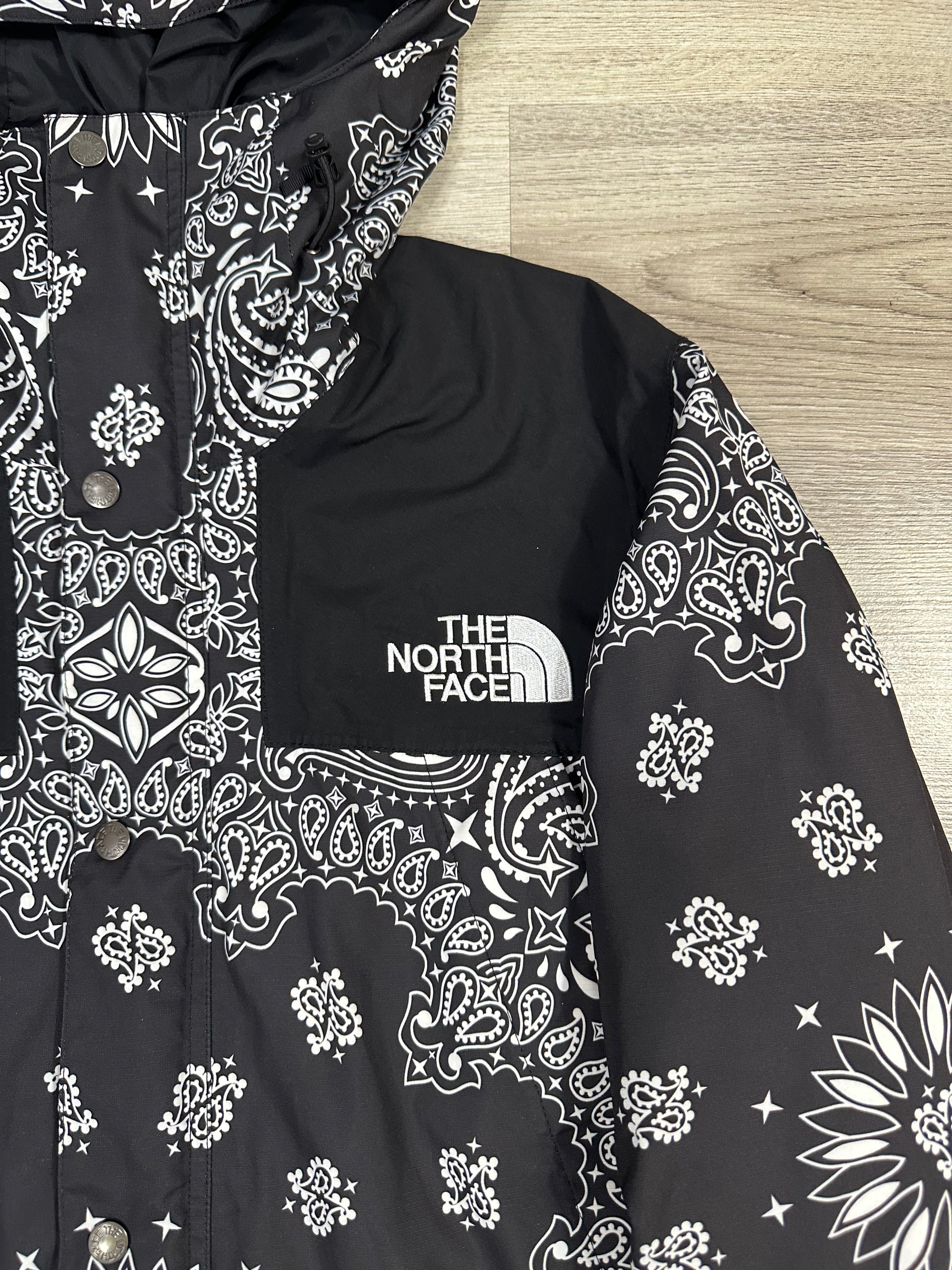 AW14 Supreme x TNF Paisley Jacket