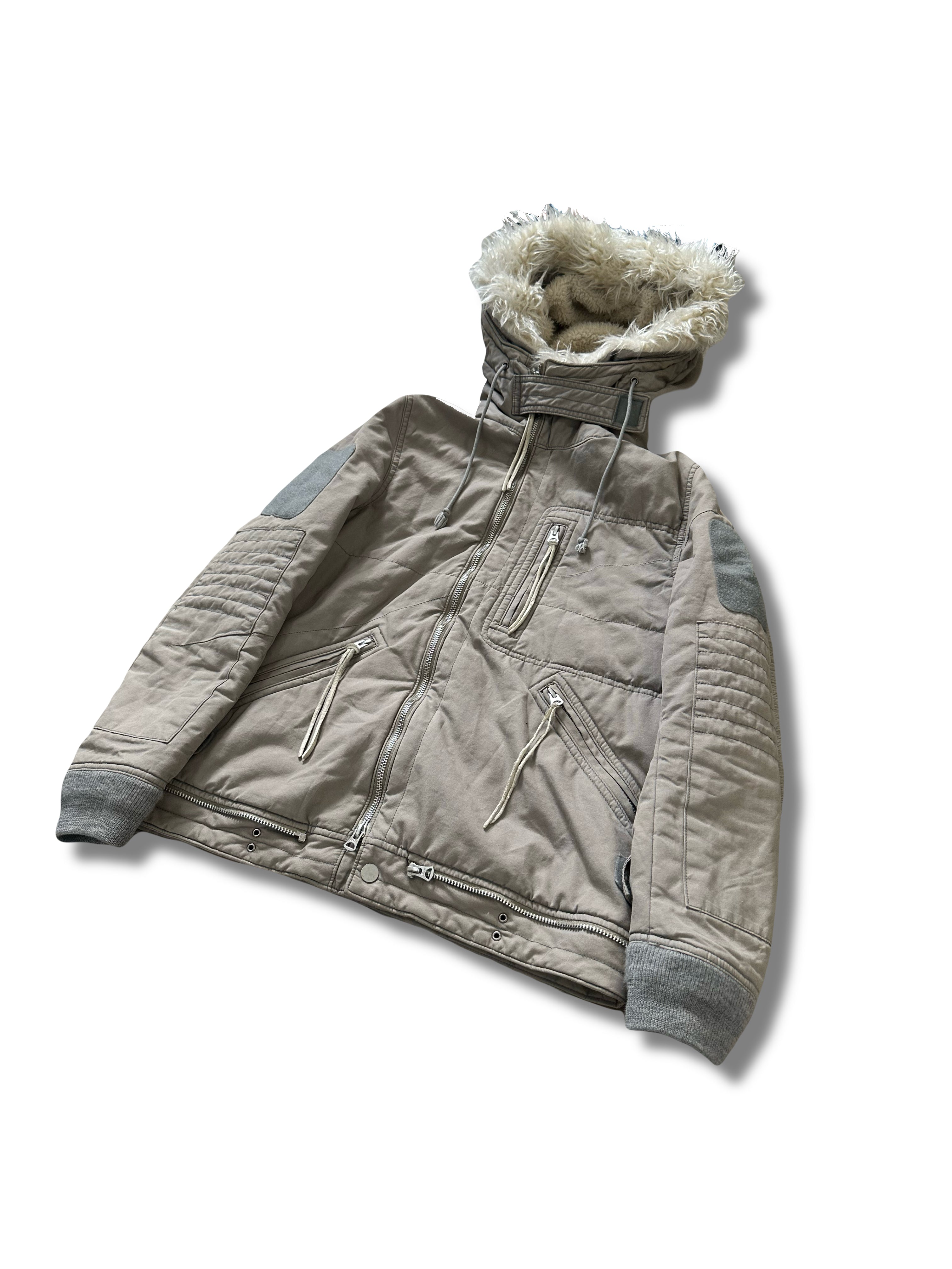 AW10 UNDERCOVER Astro Puffer