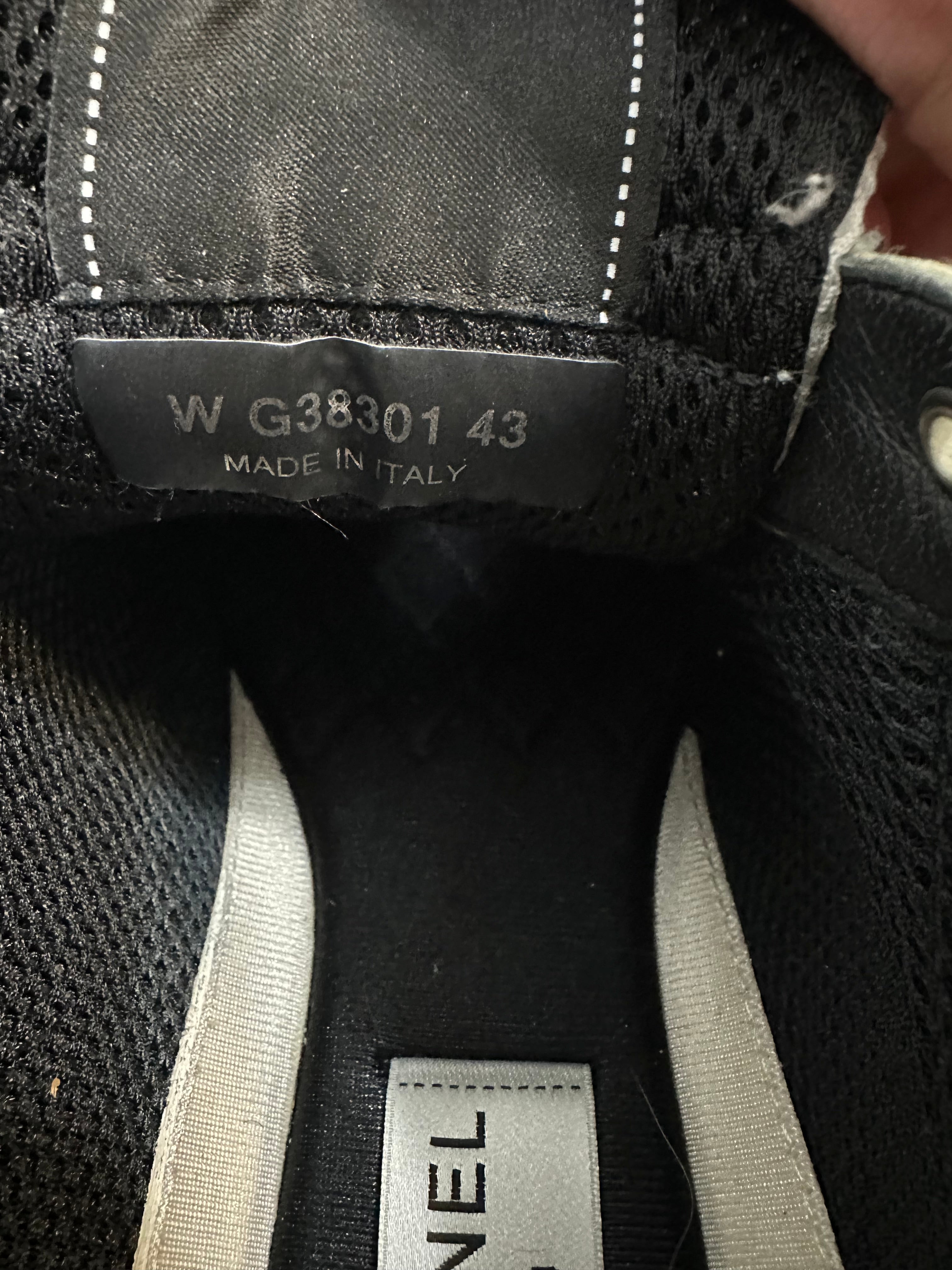 Chanel CC Runner