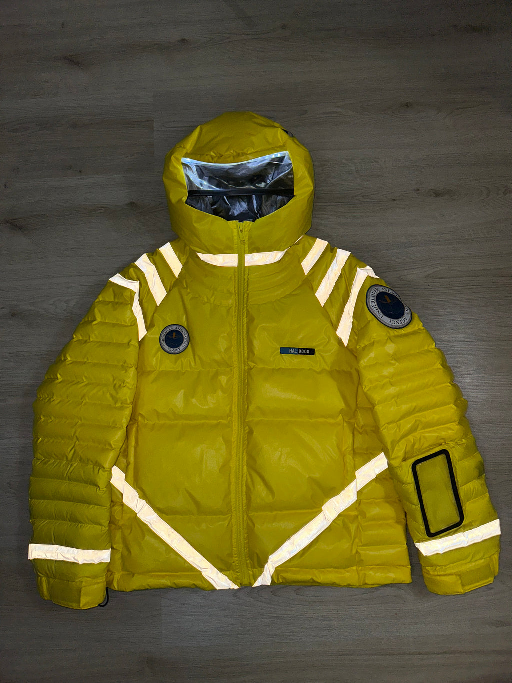 AW18 UNDERCOVER Space Odyssey Puffer