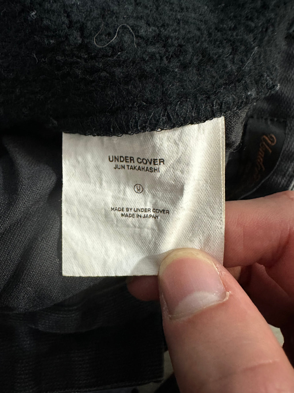 AW03 Undercover Cargo Hybrid